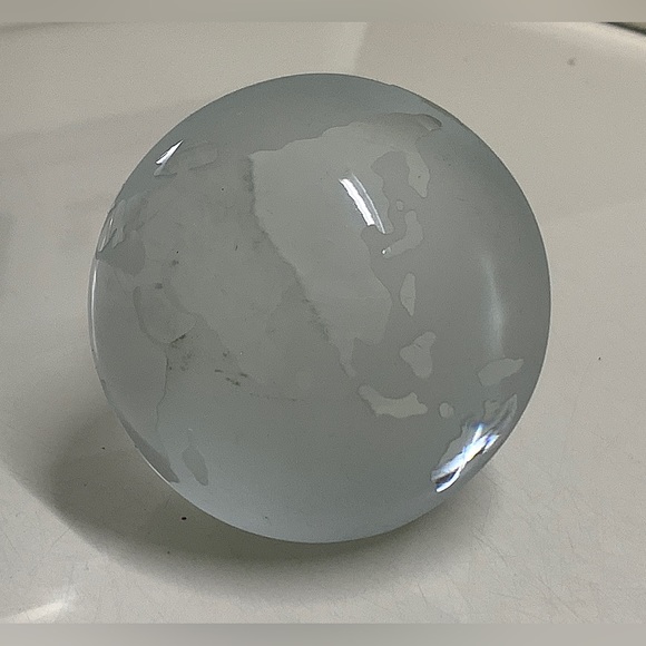 Vintage Silvestri Solid Hand Blown Frosted Glass Spherical Earth World Globe - Picture 5 of 16